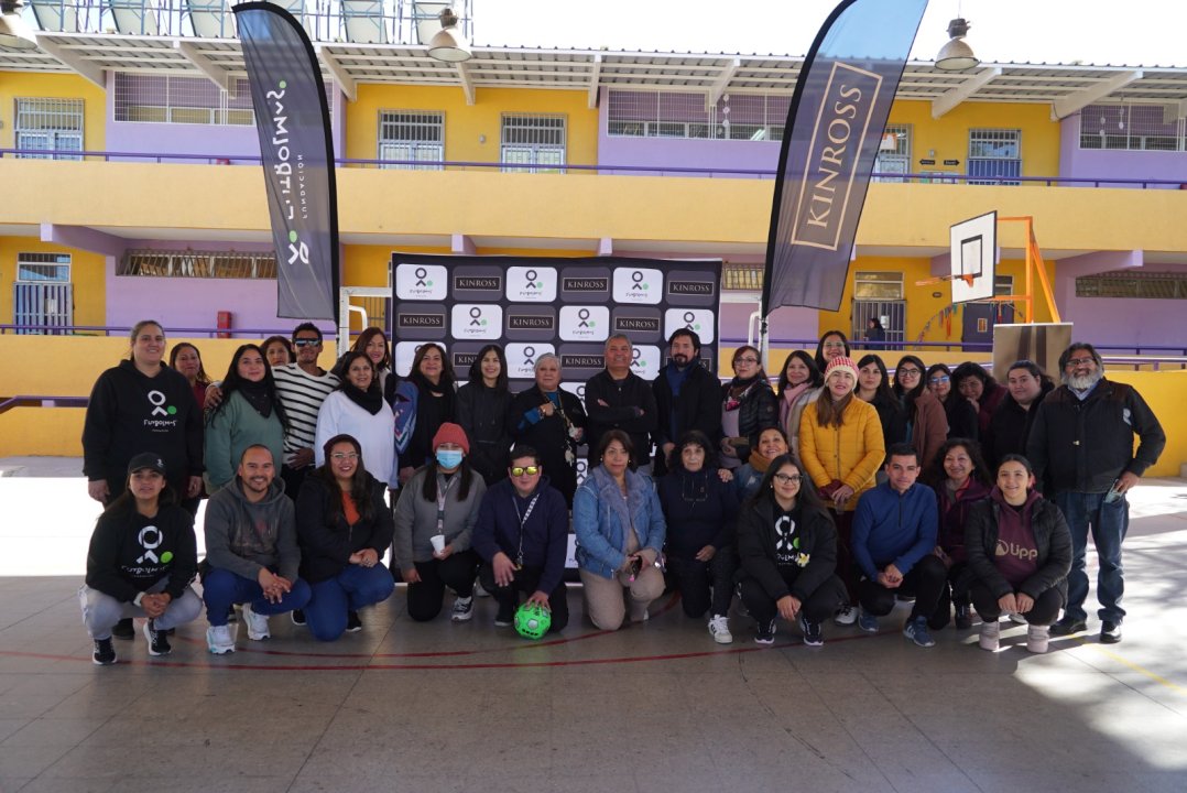 /comenzo-el-programa-sociodeportivo-escuelas-de-kinross-y-futbol-mas