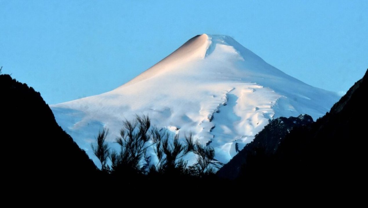 /regionales/region-de-la-araucania/volcan-villarrica-decretan-emergencia-preventiva-en-3-comunas-de-la