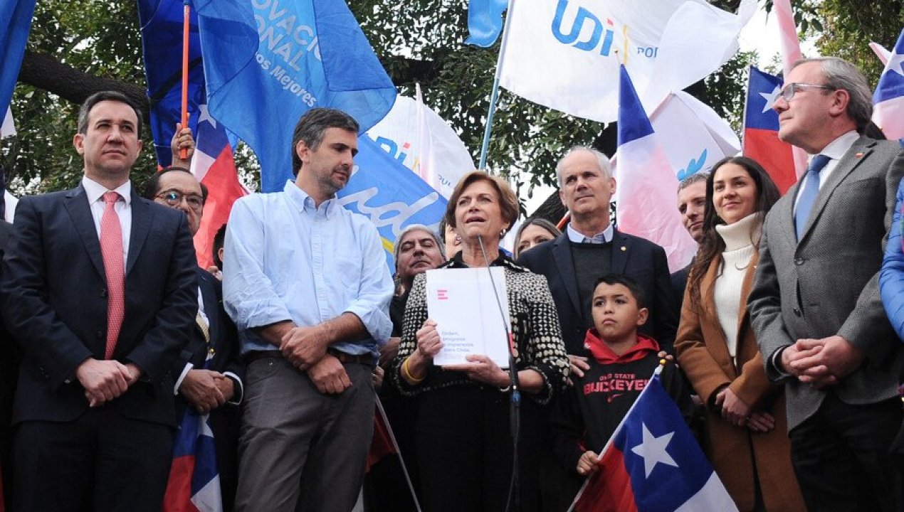/actualidad/politica/elecciones/desde-la-udi-tienen-fe-en-la-candidatura-de-matthei-pese-a-malos-resultados