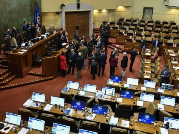 Bochorno legislativo: las razones que dejaron sin sesión a la Cámara de Diputados