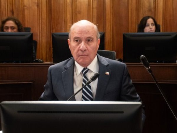 Gobierno ajusta metas fiscales y proyecta déficit estructural de 1,5% del PIB para 2030